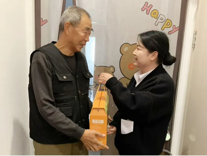 和美公益+ | 隆泰物業(yè)與您共赴重陽節(jié)愛老敬老之約(圖3) 和美公益+ | 隆泰物業(yè)與您共赴重陽節(jié)愛老敬老之約(圖3)